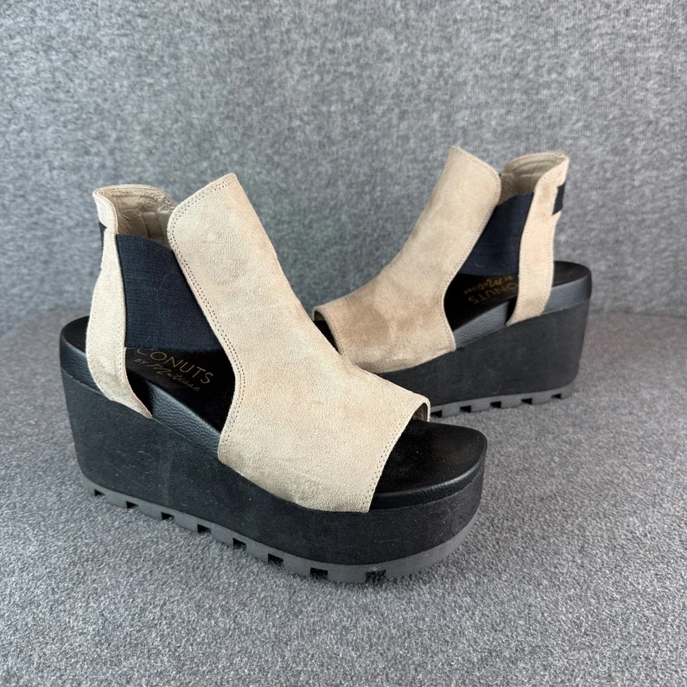 Coconuts by Matisse Ada‎ Suede Platform Wedge Sandals Womens 8M Black Lug Sole